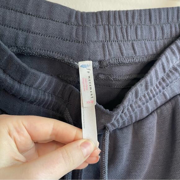 Free People Movement Navy Back into In Jogger Pants XS - Picture 7 of 9